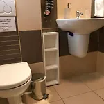 Příjemný Křoví V Rodinném Domku Se Sdíleným Bazénem, Terasou A Zahradou Appartement Krovi