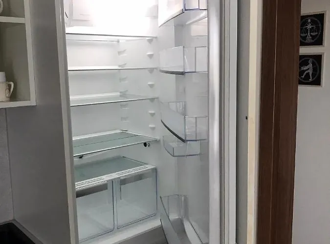 Apartment Prijemny V Rodinnem Domku Se Sdilenym Bazenem, Terasou A Zahradou *